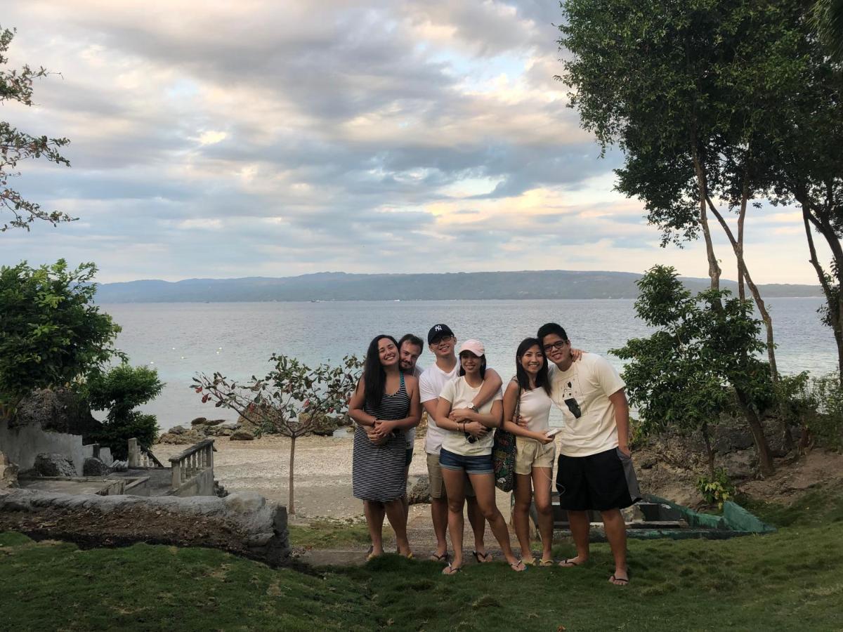 Wuthering Heights Bed & Breakfast By The Sea Dumaguete City Exteriör bild