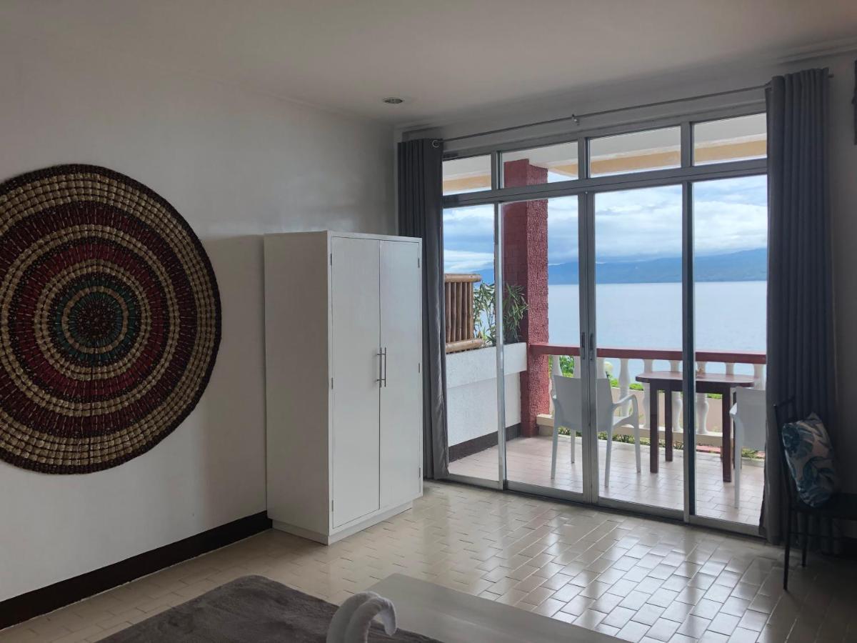 Wuthering Heights Bed & Breakfast By The Sea Dumaguete City Exteriör bild