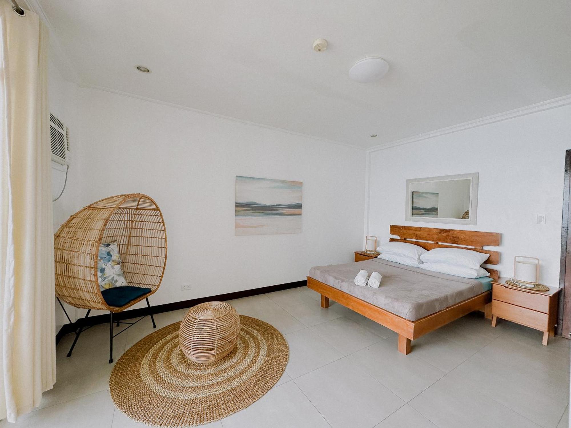 Wuthering Heights Bed & Breakfast By The Sea Dumaguete City Exteriör bild