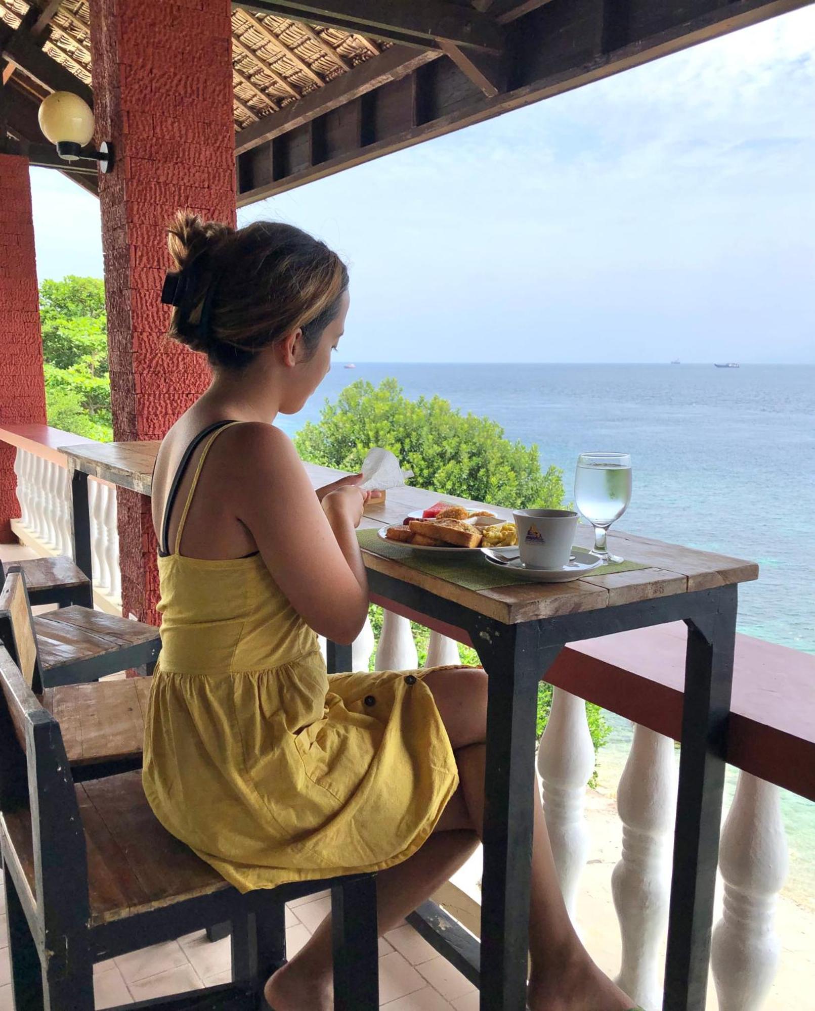 Wuthering Heights Bed & Breakfast By The Sea Dumaguete City Exteriör bild
