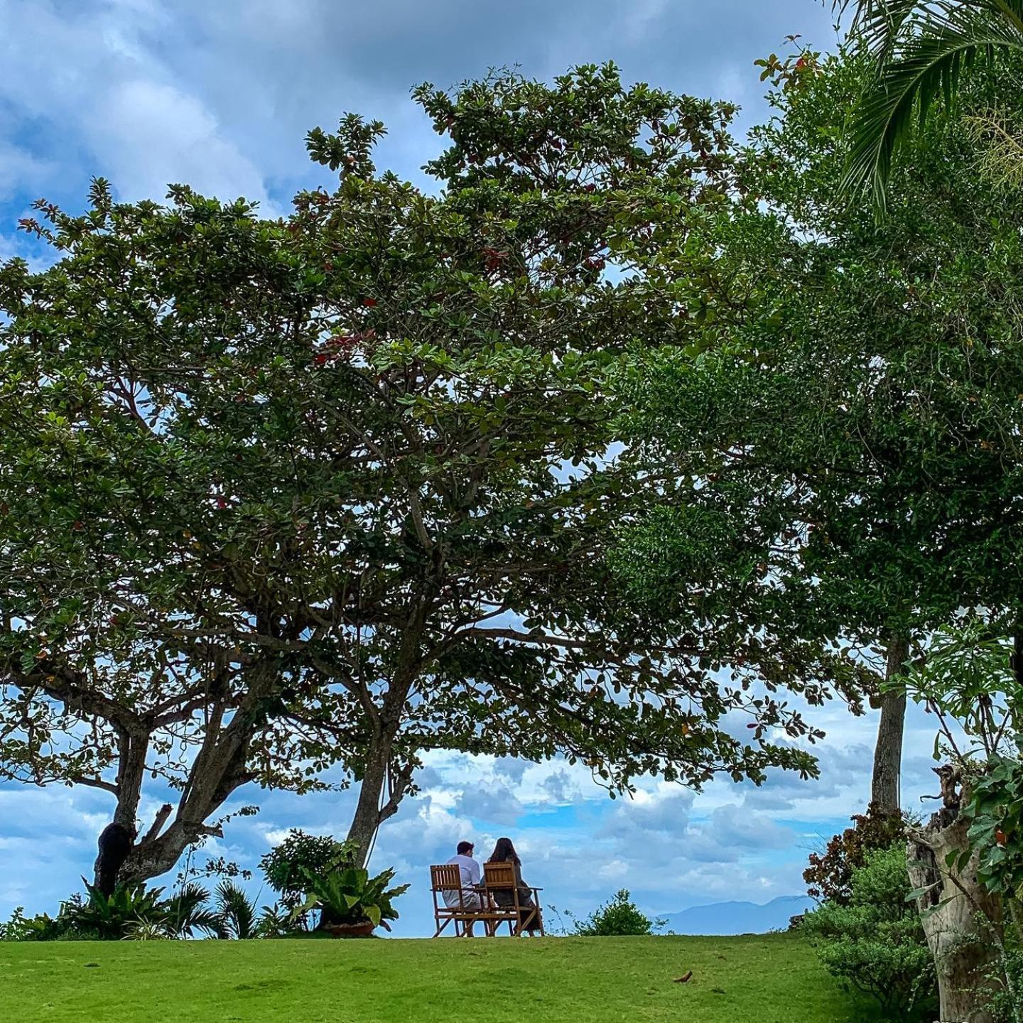 Wuthering Heights Bed & Breakfast By The Sea Dumaguete City Exteriör bild